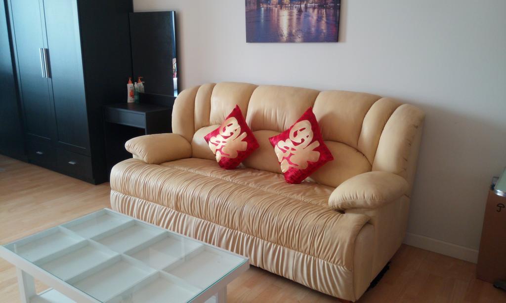 Baan Sathorn Riverfront Bangkok Room photo
