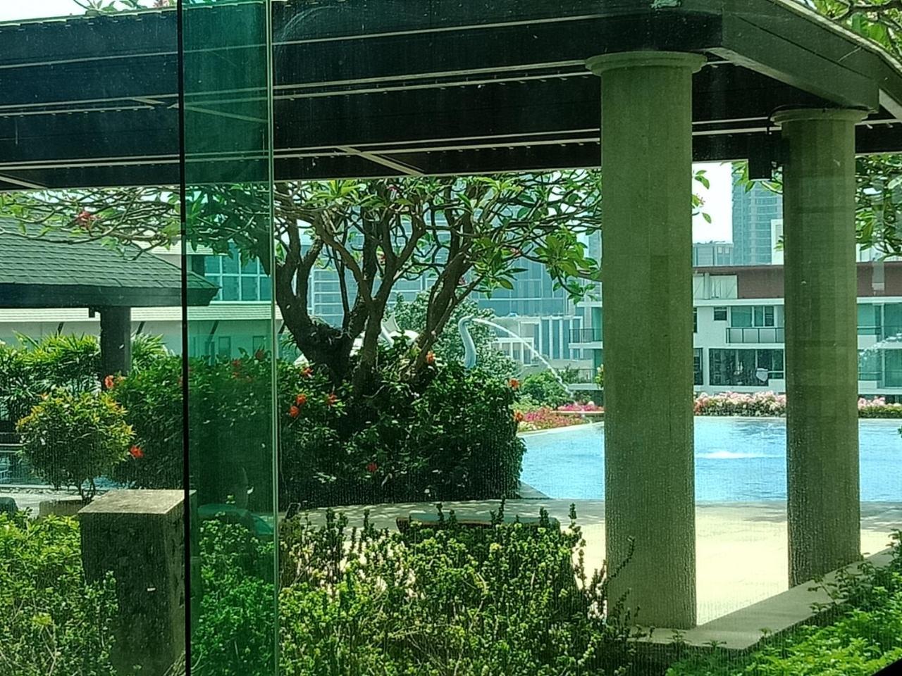Baan Sathorn Riverfront Bangkok Exterior photo